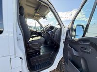 Used Vauxhall Movano 130 HP (95 kW) 2019 White MPV