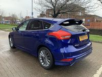 Used Ford Focus Titanium 2016 Blue Hatchback