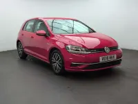 Used VW Golf VII SE 130 HP (95 kW) 2018 Red Hatchback