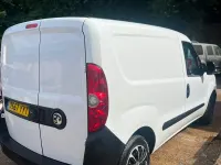 Used Vauxhall Combo 95 HP (69 kW) 2017 White MPV
