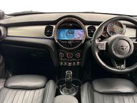 Used Mini Cooper S Exclusive 176 HP (129 kW) 2022 Red Hatchback