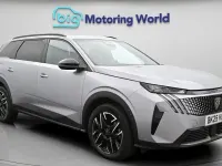 Gebraucht Peugeot 5008 Allure 136 PS (100 kW) 2025 Grau SUV