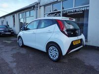 Used Toyota Aygo X-play 2021 White Hatchback