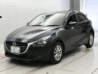 Begagnad Mazda Demio 2017 Svart Halvkombi