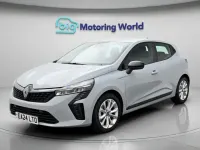 Używany Renault Clio V Evolution 143 KM (105 kW) 2024 Szary Hatchback