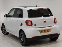Used Smart ForFour Electric Drive Premium 60 kW (82 HP) 2022 White Hatchback