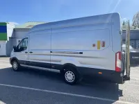 Usado Ford Transit Trend 130 HP (95 kW) 2022 Prateado Van