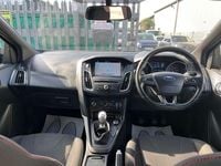 Used Ford Focus ST-Line 125 HP (91 kW) 2017 Black Hatchback