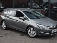 Usado Vauxhall Astra Design Edition 2018 Cinzento Carrinha