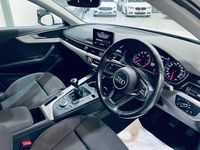 Begagnad Audi A4 Sport 150 HK (110 kW) 2016 Vit Sedan