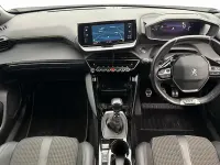 Used Peugeot 2008 GT 131 HP (96 kW) 2022 White SUV