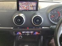 Begagnad Audi A3 Sport 2017 Grå Sedan