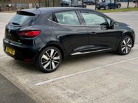 Used Renault Clio IV Dynamique 2015 Black Hatchback