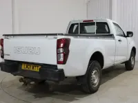 Used Isuzu D-Max 163 HP (119 kW) 2021 White Pickup