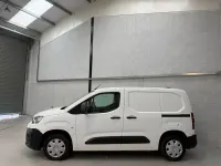 Used Citroën Berlingo 75 HP (55 kW) 2021 White MPV