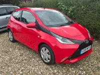 Used Toyota Aygo X-play 2018 Red Hatchback
