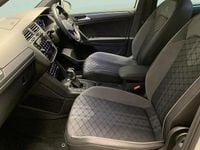 Used VW Tiguan R-line 150 HP (110 kW) 2023 White SUV