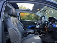 Second-hand Vauxhall Adam Rocks 115 CP (84 kW) 2015 Albastru Hatchback