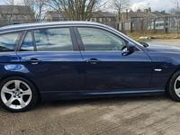 Used BMW 318 Exclusive 2012 Blue Estate