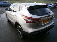 used Nissan Qashqai 1.6 dCi N-Connecta 5dr 4WD