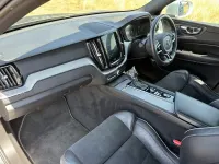 Used Volvo XC60 R-Design 187 HP (137 kW) 2018 Grey SUV