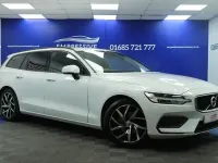 Usado Volvo V60 Momentum 150 CV (110 kW) 2019 Blanco Familiar