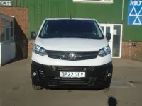 Used Vauxhall Vivaro S 100 HP (73 kW) 2022 White MPV