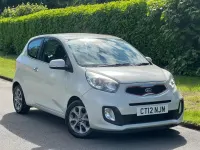 Used Kia Picanto 84 HP (61 kW) 2014 Beige Hatchback