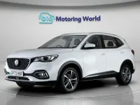 Begagnad MG HS Excite 162 HK (119 kW) 2023 Vit SUV