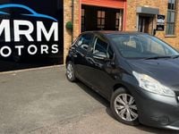 Usado Peugeot 208 Access 82 HP (60 kW) 2014 Citadino