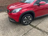 Käytetty Peugeot 2008 Allure 2017 Punainen Katumaasturi