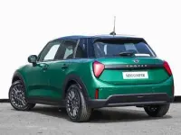 New Mini Cooper Exclusive 114 kW (156 HP) 2026 Green Hatchback