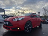 Used Ford Focus ST 250 HP (183 kW) 2013 Red Hatchback