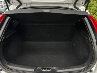 Gebraucht Volvo V40 R-Design 120 PS (88 kW) 2015 Silber Kleinwagen