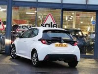 Used Toyota Yaris Hybrid 116 HP (85 kW) 2023 White Hatchback