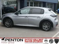 Second-hand Peugeot e-208 Allure Premium 100 kW (136 CP) 2022 Gri Hatchback