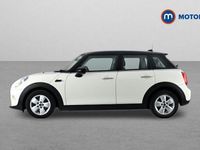 Begagnad Mini Cooper Classic 136 HK (100 kW) 2019 Vit Halvkombi
