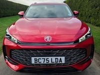 New MG HS SE 2026 Red SUV