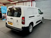 Used Peugeot Partner Premium 131 HP (96 kW) 2022 White MPV