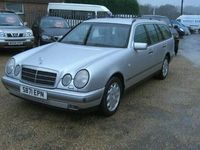 Usado Mercedes E240 1999 Carrinha