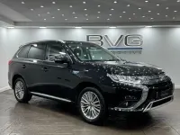 Używany Mitsubishi Outlander P-HEV 2020 Czarny Kombi