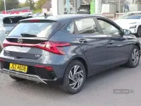 Used Hyundai i20 Advanced 100 HP (73 kW) 2025 Grey Hatchback