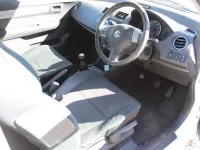 Used Suzuki Swift GLX 102 HP (75 kW) 2007 White Hatchback