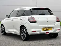 Używany Suzuki Swift 2025 Biały Hatchback