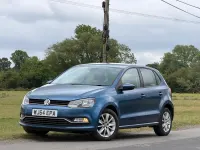 Used VW Polo SE 90 HP (66 kW) 2014 Blue Hatchback