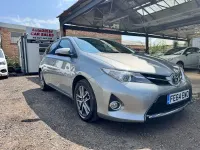 Used Toyota Auris Plus 132 HP (97 kW) 2014 Grey Hatchback