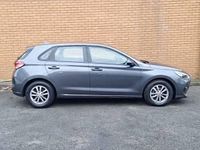 Used Hyundai i30 120 HP (88 kW) 2019 Grey Hatchback
