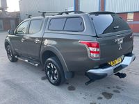 Used Mitsubishi L200 178 HP (130 kW) 2015 Green Pickup