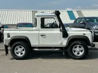 Used Land Rover Defender 120 HP (88 kW) 2005 White SUV