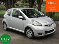 Used Toyota Aygo Platinum 67 HP (49 kW) 2010 Silver Hatchback